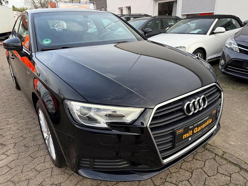 Gebraucht Audi A3 Comfort 110 PS (80 kW) 2018 Schwarz Limousine