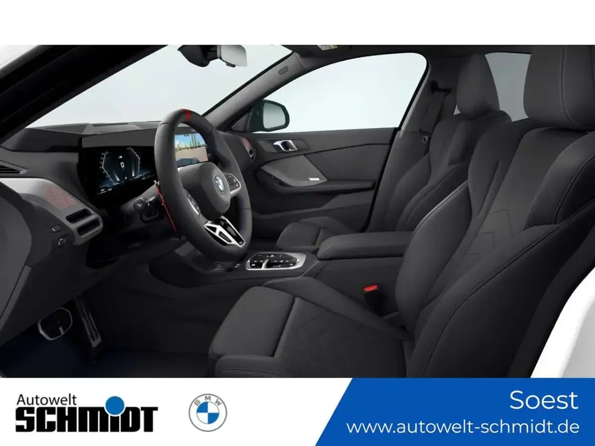 Gebraucht BMW M235 300 PS (220 kW) 2025 Alpinweiß uni Coupé