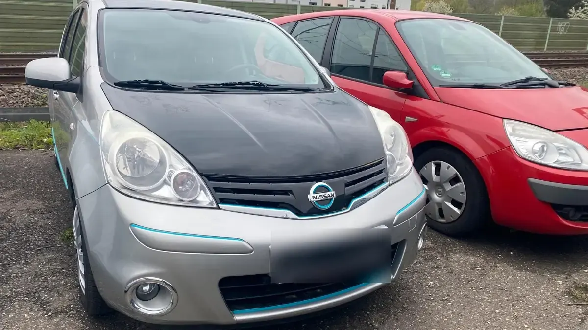 Gebraucht Nissan Note 110 PS (80 kW) 2013 Silber Kleinwagen