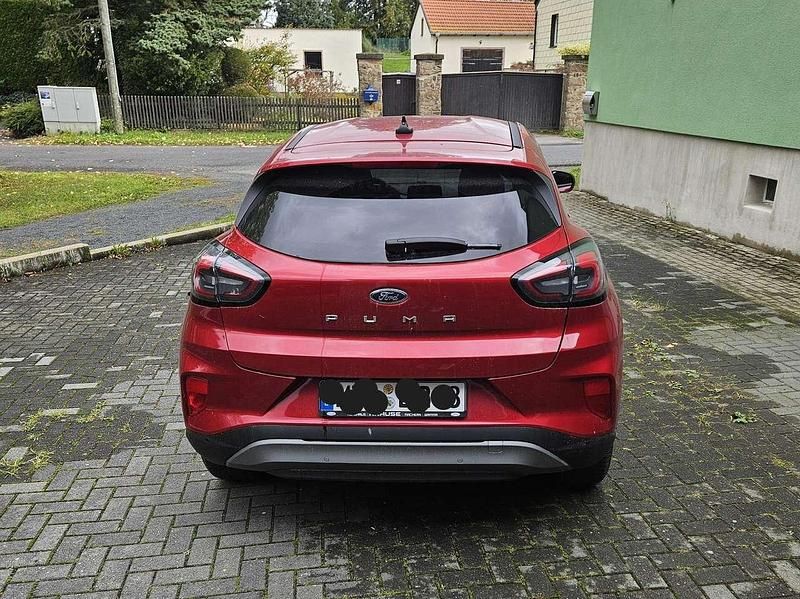 Gebraucht Ford Puma Titanium 125 PS (91 kW) 2024 Rot SUV