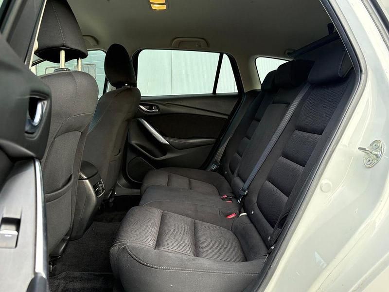 Second-hand Mazda 6 150 CP (110 kW) 2017 Alb Berlinǎ