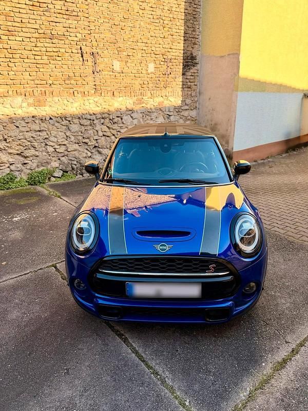 Gebraucht Mini Cooper S Cabriolet 192 PS (141 kW) 2019 Blau Cabrio