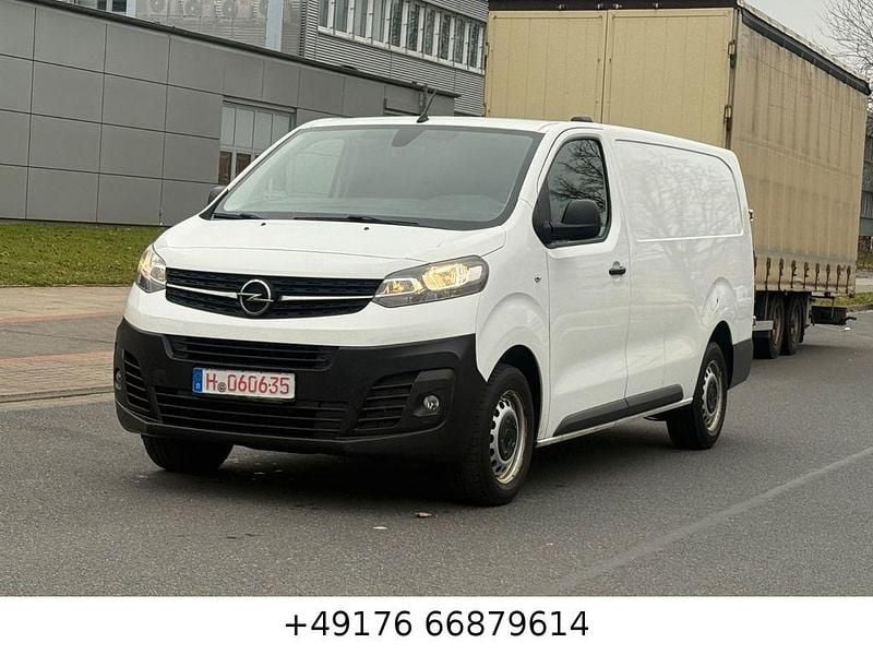 Weiß Gebraucht 2021 Opel Vivaro Edition Van / Kleinbus | 12.300 € (Superpreis) - Bild 1/4