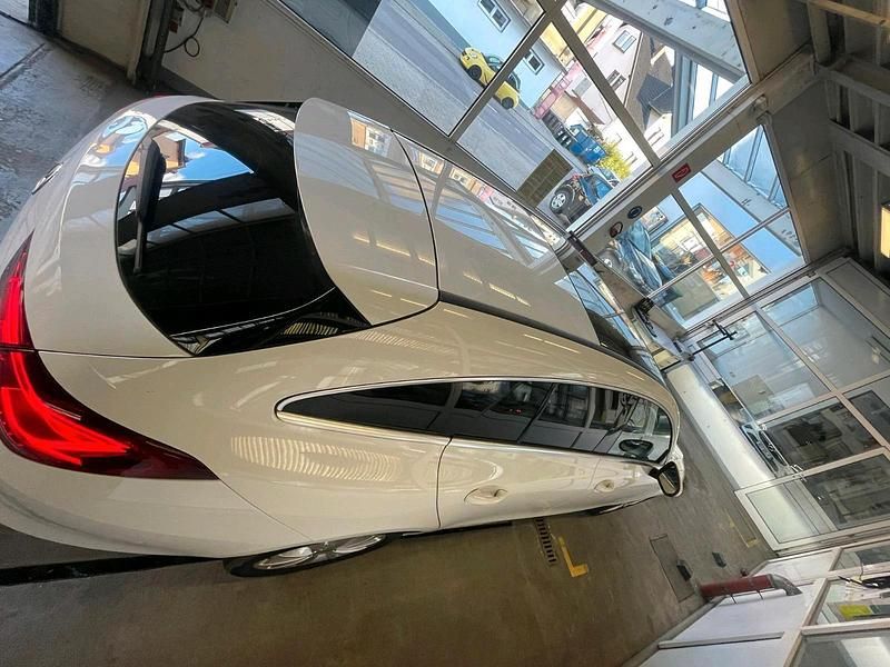 Gebraucht Mercedes CLA180 2019 Weiß Limousine