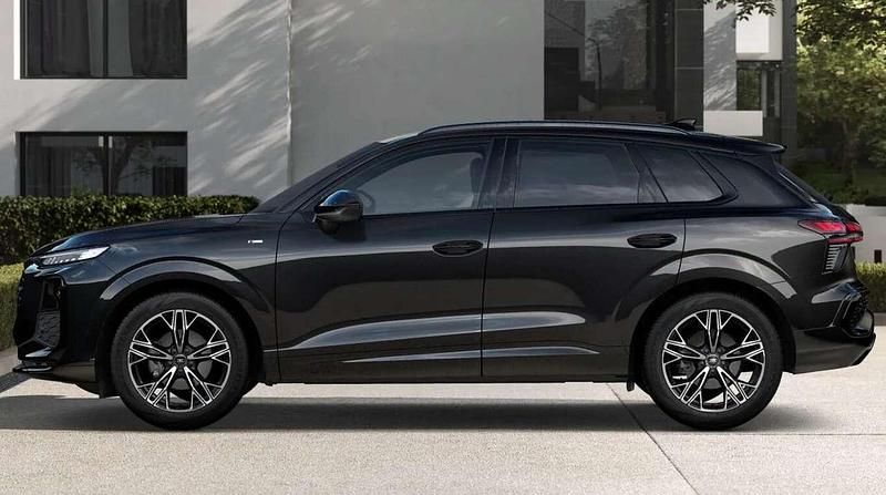 Neu Audi Q3 Ambiente 150 PS (110 kW) 2025 Mythosschwarz metallic SUV