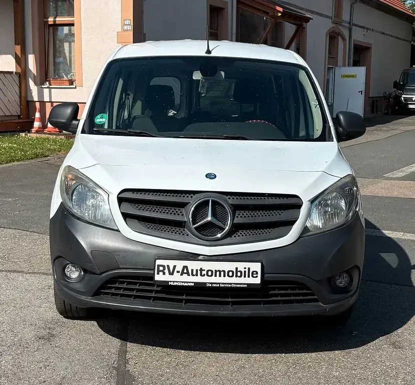 Gebraucht Mercedes Citan 112 114 PS (83 kW) 2014 Weiß Van / Kleinbus