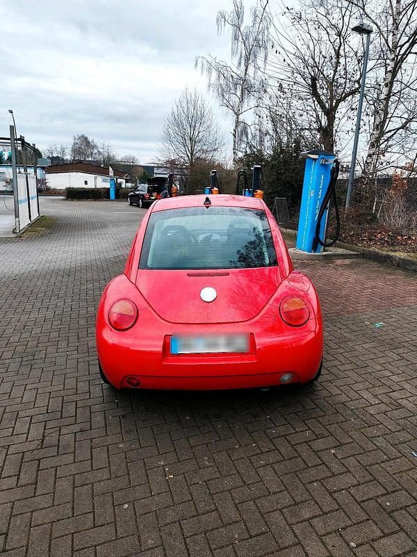 Gebraucht VW New Beetle 116 PS (85 kW) 1998 Rot Kleinwagen