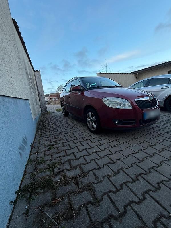 Gebraucht Skoda Fabia 105 PS (77 kW) 2008 Rot Kombi