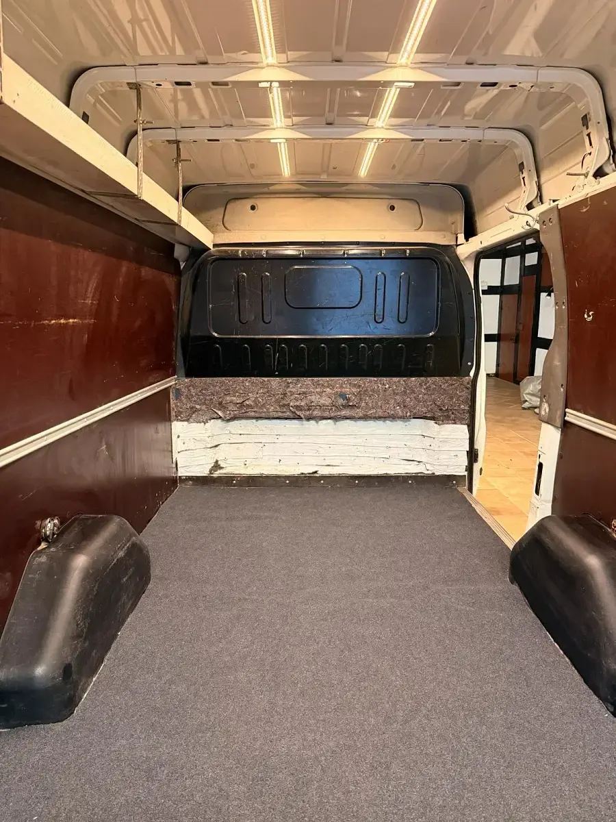 Gebraucht Ford Transit Trend 85 PS (62 kW) 2010 Weiß Van / Kleinbus