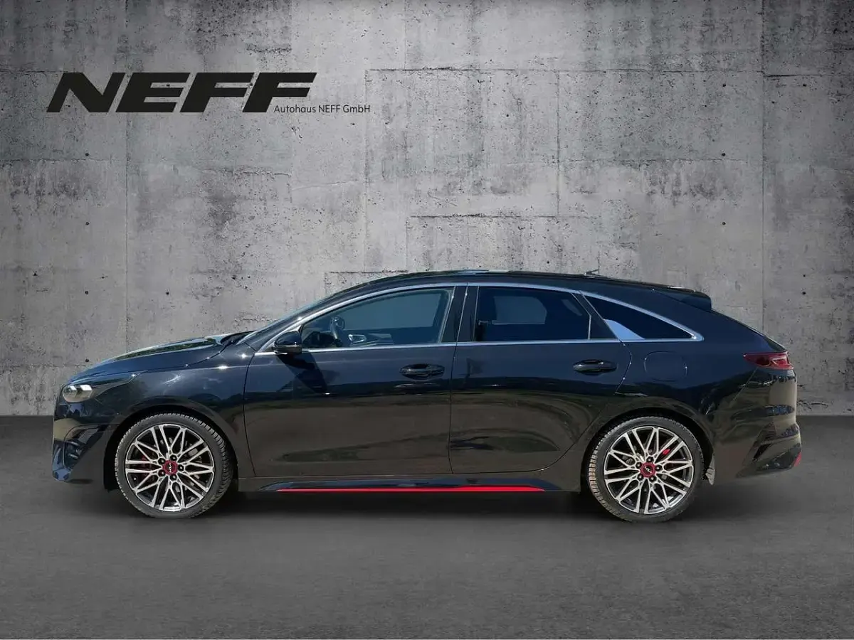 Gebraucht Kia ProCeed GT 204 PS (150 kW) 2024 Zilinaschwarz Kombi