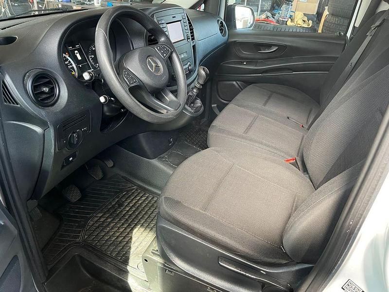 Gebraucht Mercedes Vito 88 PS (64 kW) 2017 Weiß Van