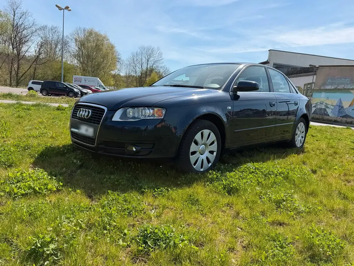 Gebraucht Audi A4 140 PS (102 kW) 2006 Blau Limousine