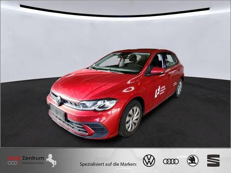Gebraucht VW Polo Life 95 PS (69 kW) 2022 Kings red metallic Kleinwagen