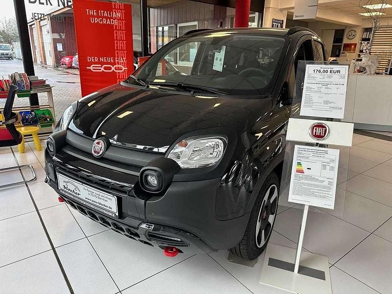 Schwarz Neu 2024 Fiat Panda Cross Cross Kleinwagen | 16.390 € - Bild 1/4