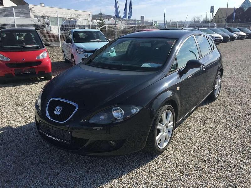 Gebraucht Seat Leon Style 102 PS (75 kW) 2008 Schwarz Limousine