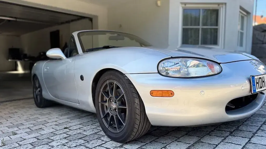 Gebraucht Mazda MX5 140 PS (102 kW) 1999 Schwarz Cabrio