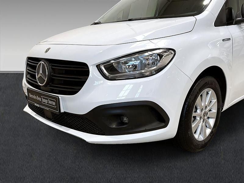 Gebraucht Mercedes eCitan 89 kW (122 PS) 2024 Weiß Limousine