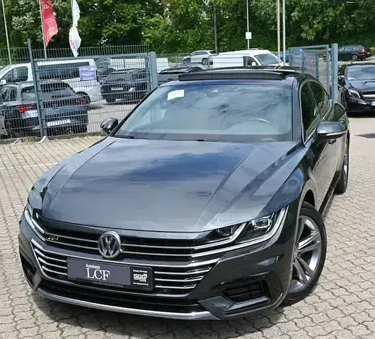 Gebraucht VW Arteon R-line 190 PS (139 kW) 2019 Grau Limousine