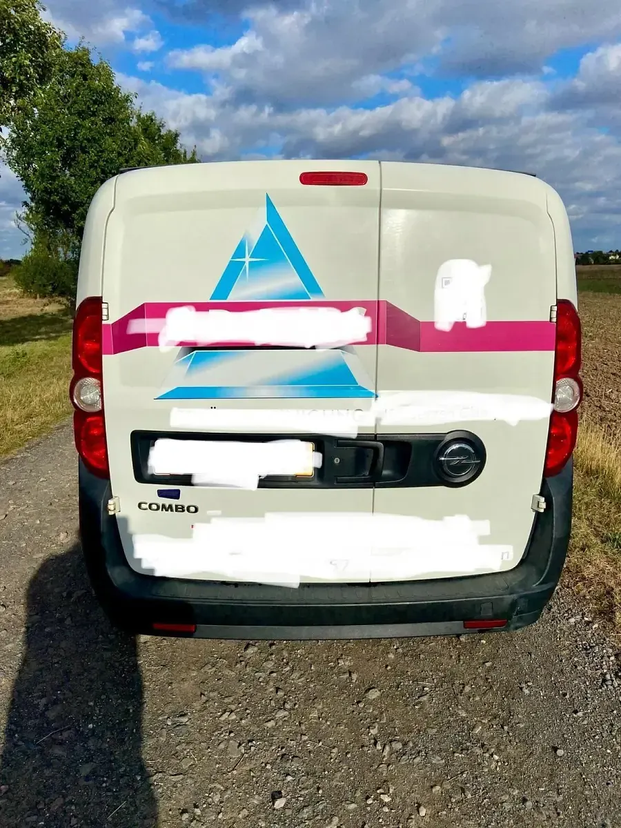 Gebraucht Opel Combo 88 PS (64 kW) 2017 Weiß Van / Kleinbus