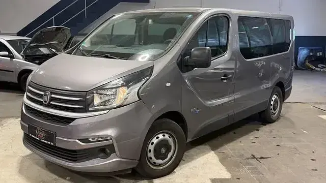 Gebraucht Fiat Talento Family 125 PS (91 kW) 2017 Grau Van / Kleinbus