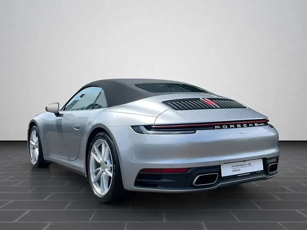 Gebraucht Porsche 911 Carrera Cabriolet 385 PS (283 kW) 2023 Silber Cabrio