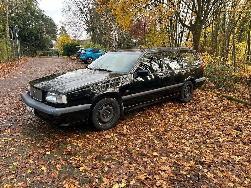 Schwarz Gebraucht 1996 Volvo 850 Kombi | 1.800 € - Bild 1/4