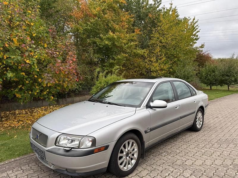 Silber Gebraucht 2002 Volvo S80 Limousine | 1.990 € (Superpreis) - Bild 1/4