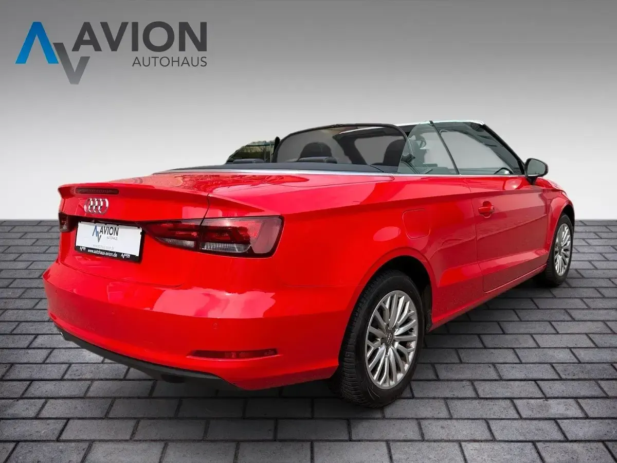 Gebraucht Audi A3 Cabriolet Ambiente 150 PS (110 kW) 2015 Rot Cabrio