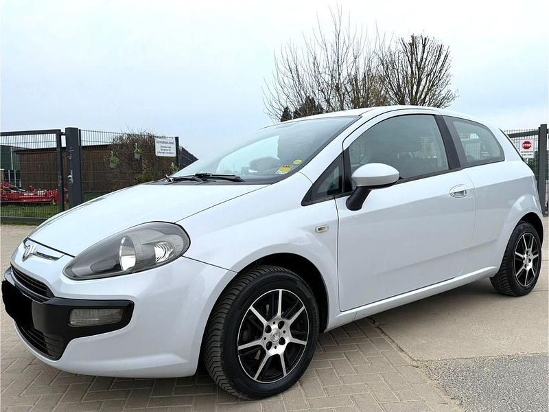 Gebraucht Fiat Punto Evo 77 PS (56 kW) 2011 Beige Kleinwagen