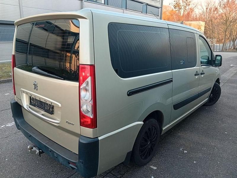 Gebraucht Peugeot TePee 136 PS (100 kW) 2007 Van / Kleinbus
