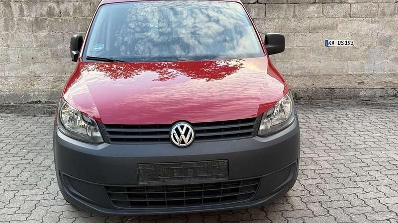 Rot Gebraucht 2014 VW Caddy Comfortline Van / Kleinbus | 6.500 € (Fairer Preis) - Bild 1/4