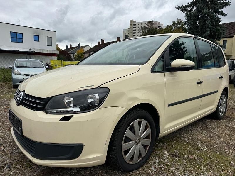 Gebraucht VW Touran 110 PS (80 kW) 2015 Gelb Van / Kleinbus