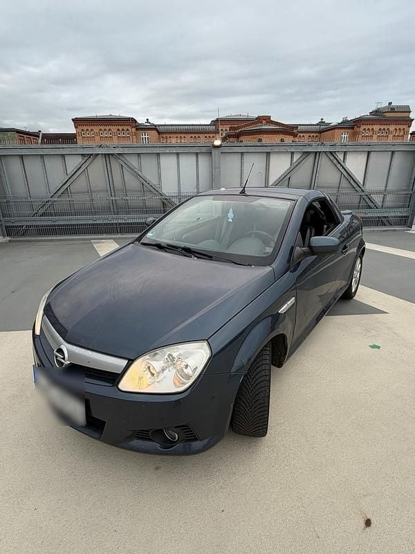 Blau Gebraucht 2008 Opel Tigra Cabrio | 1.500 € (Guter Preis) - Bild 1/4