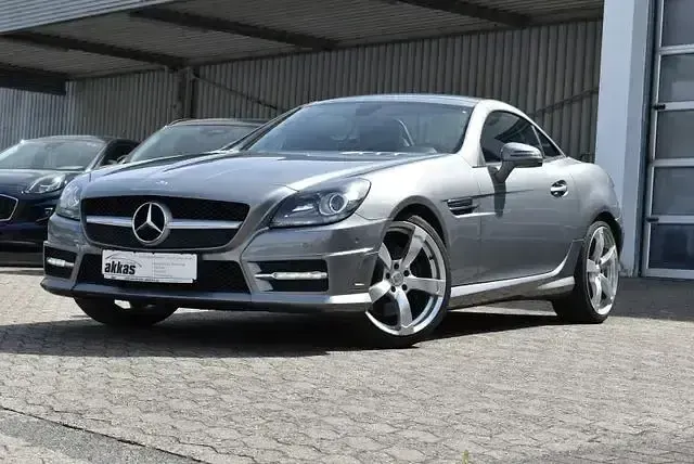 Gebraucht Mercedes SLK250 Sport 204 PS (150 kW) 2011 Grau Cabrio
