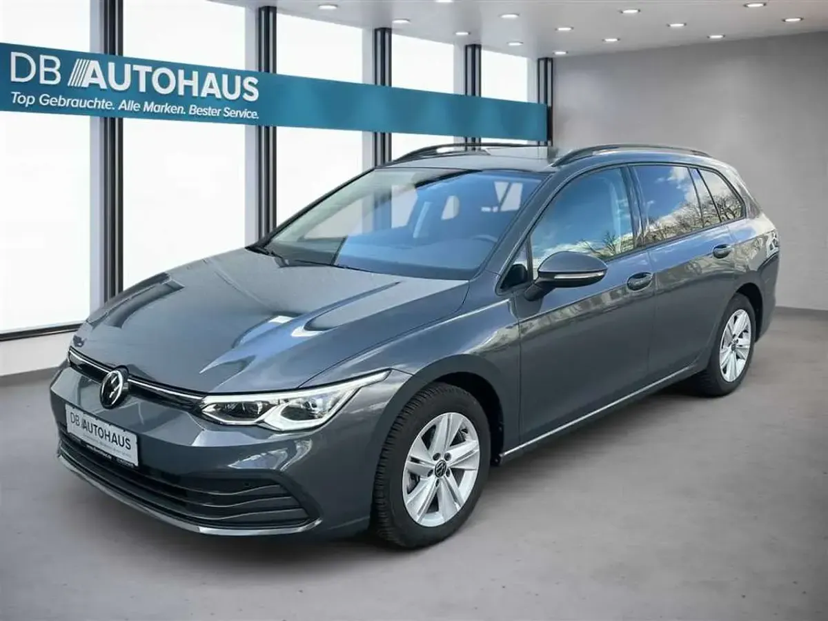 Gebraucht VW Golf VIII Life 150 PS (110 kW) 2024 Kombi