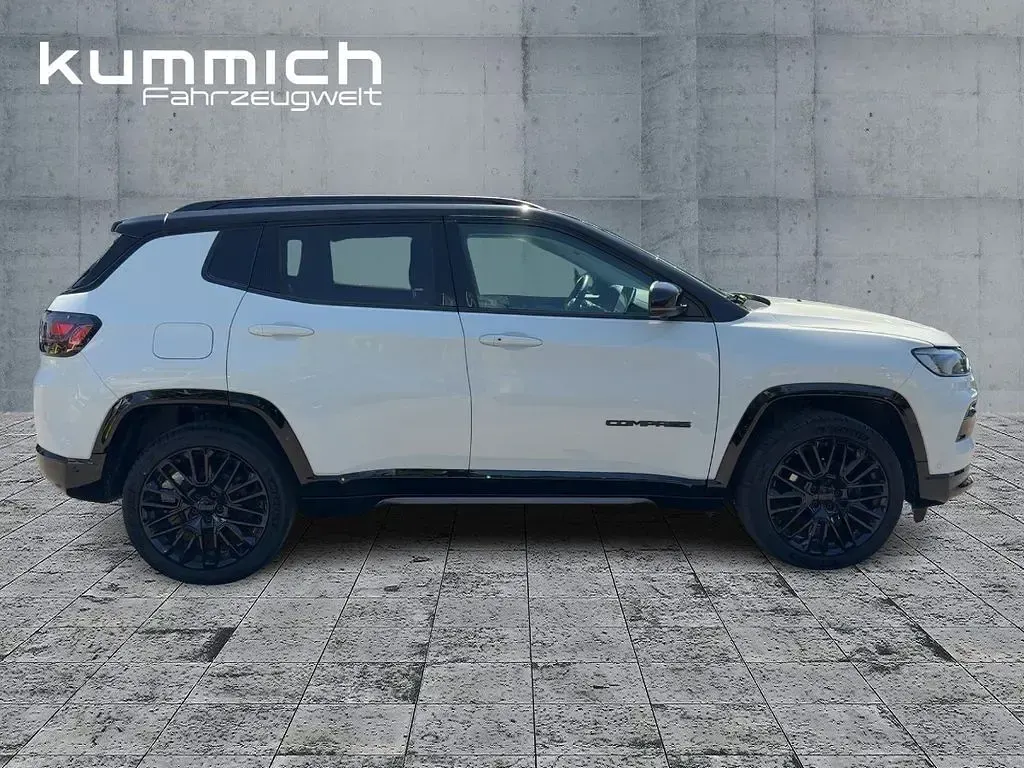 Gebraucht Jeep Compass 131 PS (96 kW) 2024 Weiß SUV
