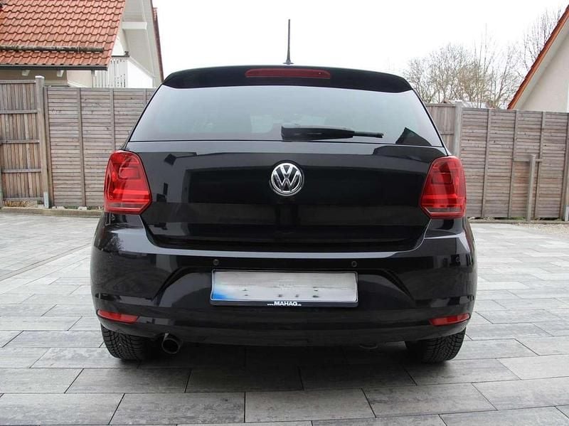 Gebraucht VW Polo Allstar 90 PS (66 kW) 2016 Schwarz Limousine