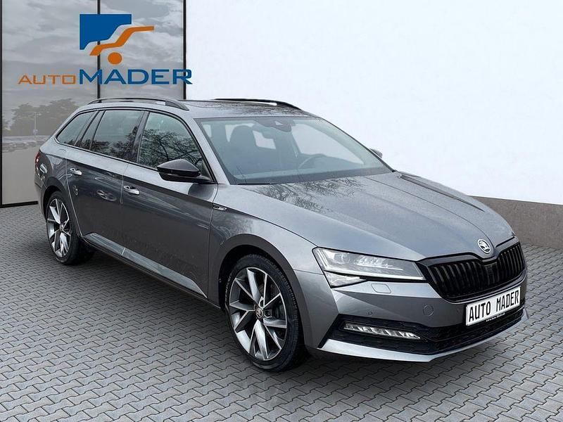 Gebraucht Skoda Superb SportLine 150 PS (110 kW) 2022 Grau Kombi