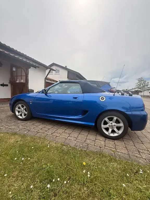 Używany MG TF 136 KM (100 kW) 2003 Niebieski Kabriolet