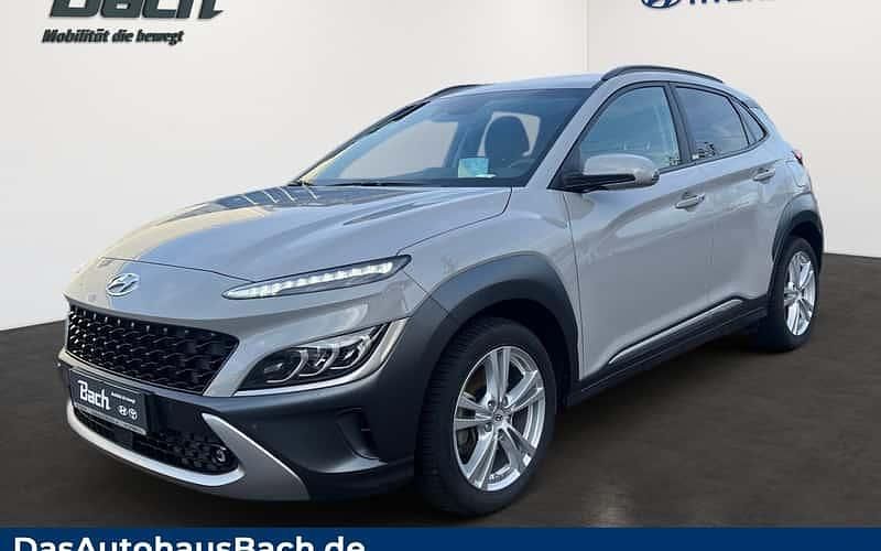 Grau Gebraucht 2021 Hyundai Kona Prime SUV | 22.490 € (Etwas zu teuer) - Bild 1/4