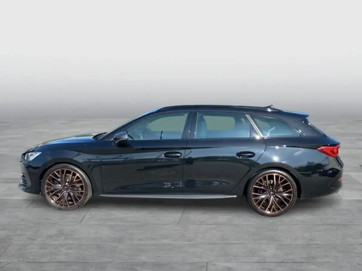 Gebraucht Cupra Leon VZ 245 PS (180 kW) 2024 Schwarz Limousine
