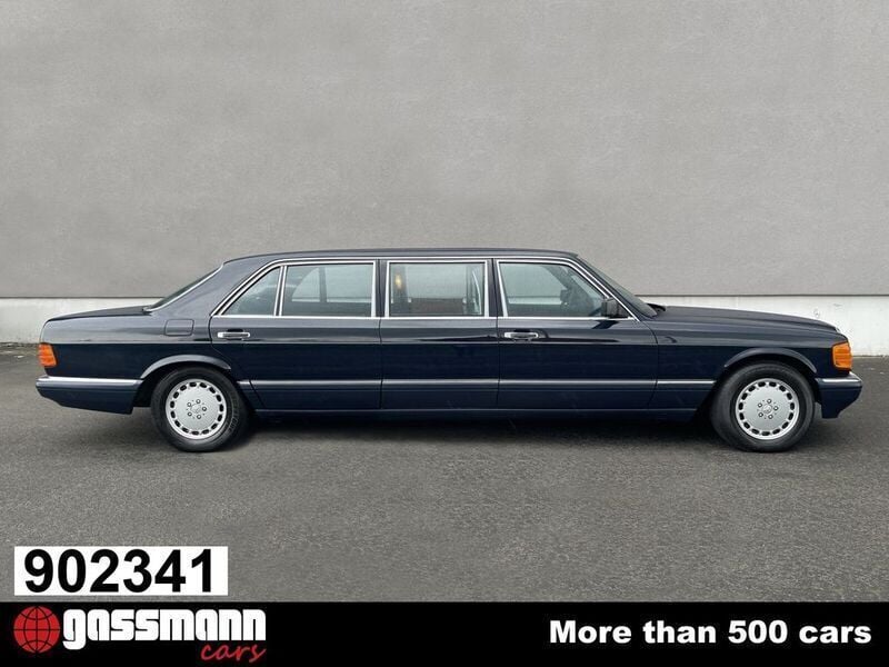 Blau Gebraucht 1983 Mercedes 500 Limousine | 34.000 € - Bild 1/4