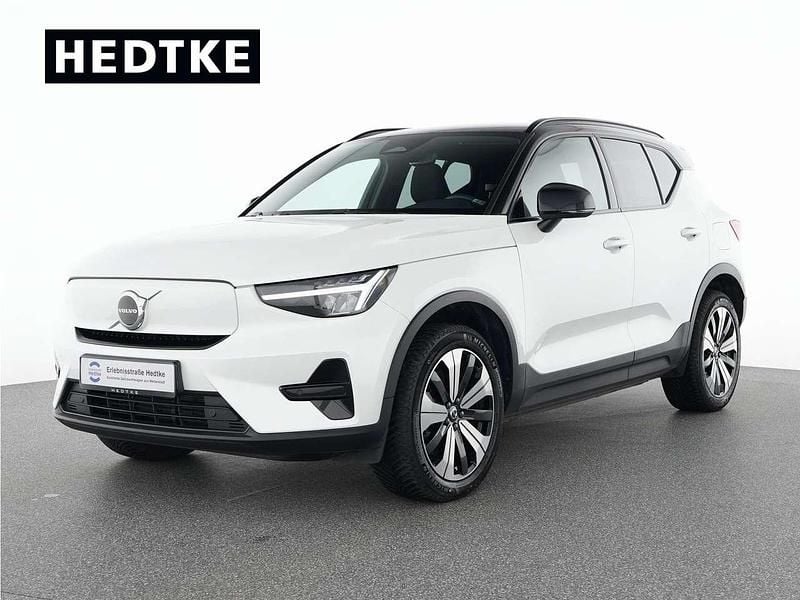 Weiß Gebraucht 2022 Volvo XC40 Core SUV | 29.990 € (Guter Preis) - Bild 1/4