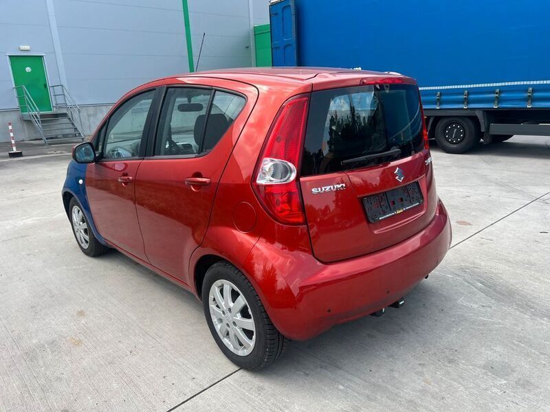 Rot Gebraucht 2012 Suzuki Splash Club Kleinwagen | 3.999 € - Bild 1/4