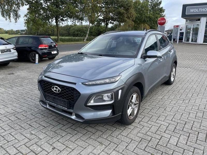 Gebraucht Hyundai Kona Trend 160 PS (117 kW) 2019 Lake silver / mic SUV