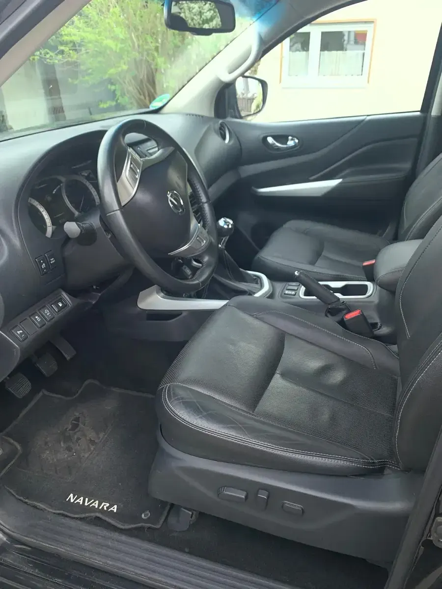 Gebraucht Nissan Navara 190 PS (139 kW) 2018 Schwarz Pickup