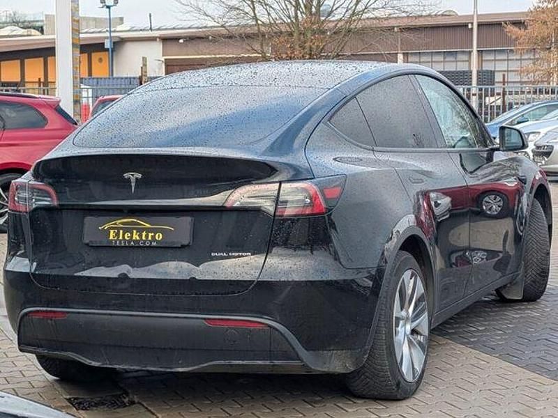 Gebraucht Tesla Model Y 250 kW (340 PS) 2023 Schwarz (metallic) SUV