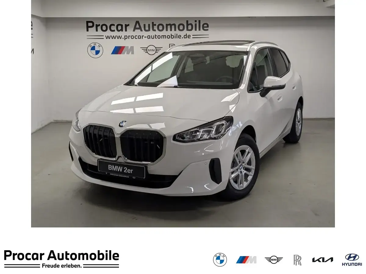 Gebraucht BMW 216 122 PS (89 kW) 2026 Van / Kleinbus