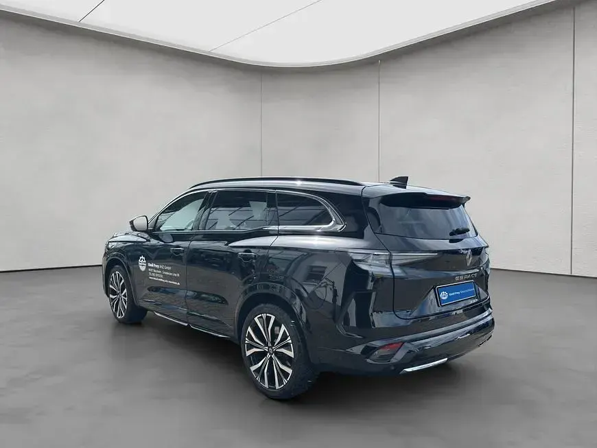 Gebraucht Renault Espace Iconic 131 PS (96 kW) 2026 Blackpearlschwarz SUV