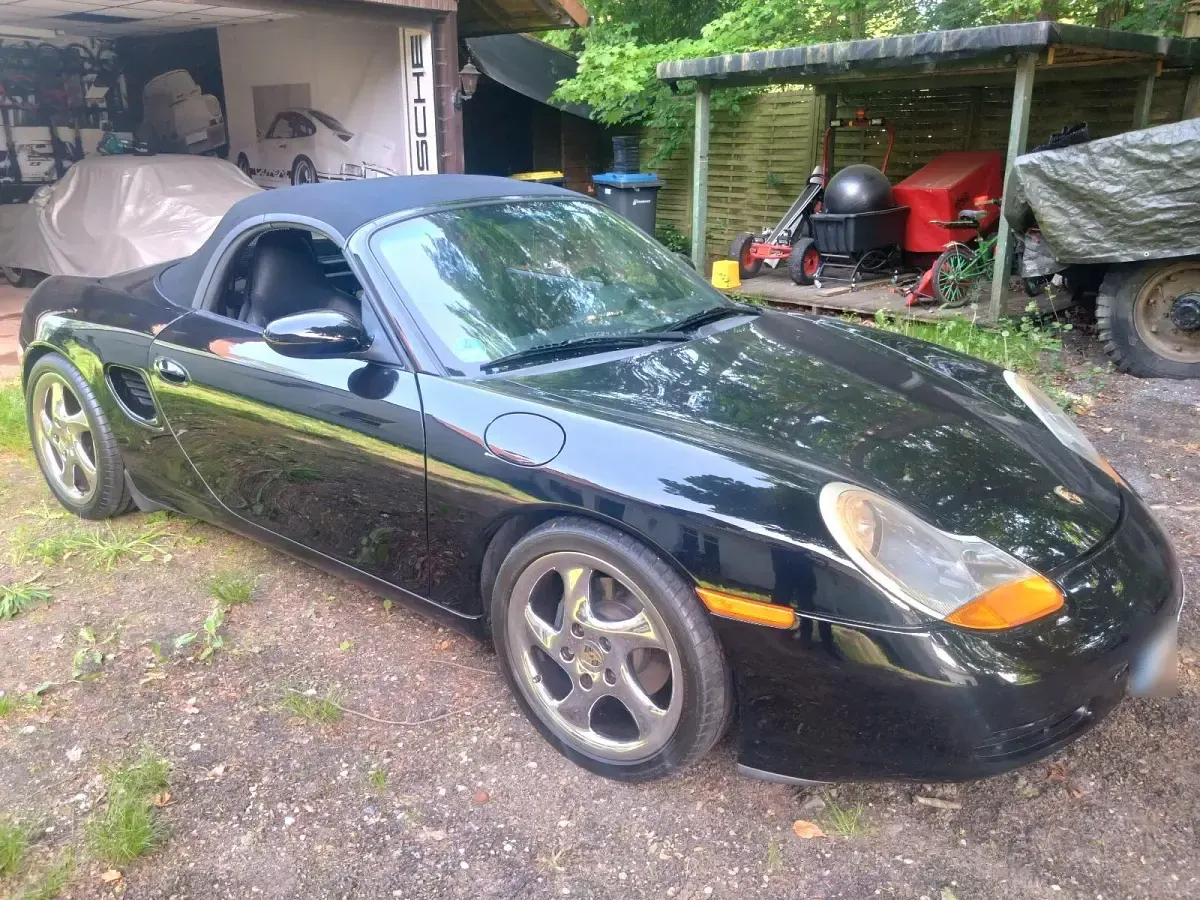 Gebraucht Porsche 986 Boxster 204 PS (150 kW) 1999 Schwarz Cabrio